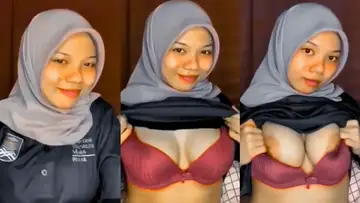 Bokep Maya Alissa Hijab BH Merah Godain Pascol poster